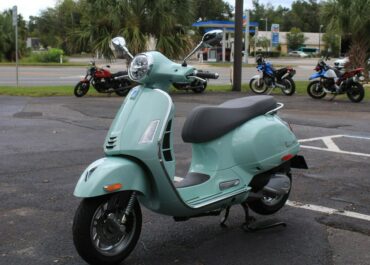 2024 Vespa GTS 300